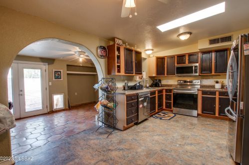 752 Edgewater Dr, Tucson AZ 85704-2412 exterior