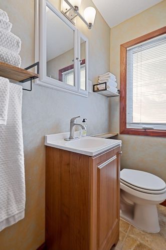 70 Farrell St, Saint Paul MN 55119-5203 exterior