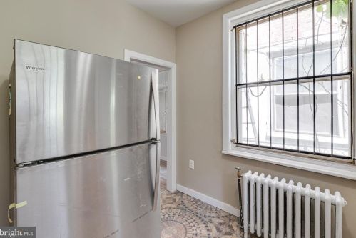 1941 30 St, Philadelphia PA 19121-1838 exterior