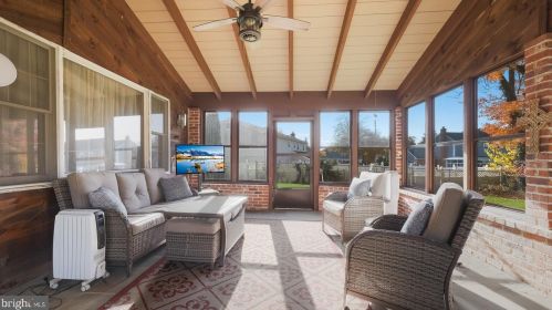 2350 Steven Rd, Huntingdon Valley PA 19006-6610 exterior