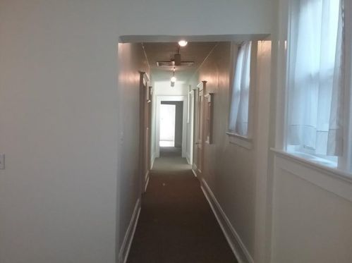 6366 Forward Ave, Pittsburgh PA 15217-2269 exterior