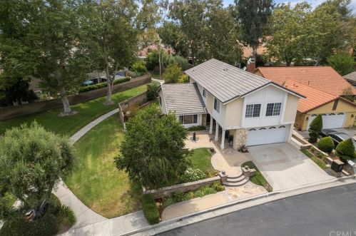 1217 Newcastle Ln, Fullerton, CA 92833-1411
