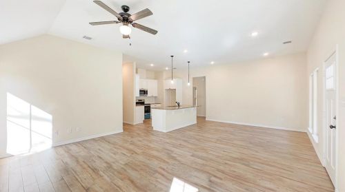 94 Frst Ln, Huntsville TX 77340-8927 exterior