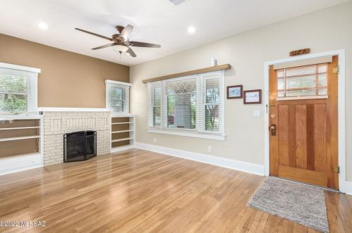 1325 8 St, Tucson AZ 85719-5517 exterior