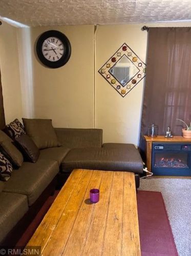 651 Cook Ave, Saint Paul MN 55106-3465 exterior