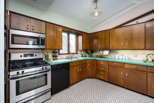 790 Eagle Lk Dr, Kalamazoo MI 49009-9612 exterior