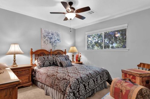 5502 Sycamore Crk, Humble TX 77345-1449 exterior