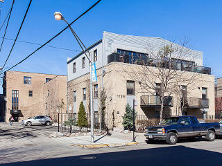 1128 Ardmore Ave, Chicago IL  60660-3522 exterior