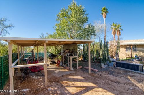 11251 Picture Rocks Rd, Tucson AZ 85743-9615 exterior