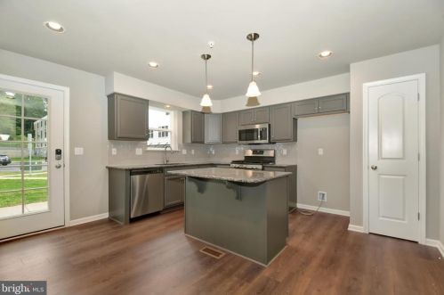 126 High Pointe Dr, Hummelstown PA 17036 exterior