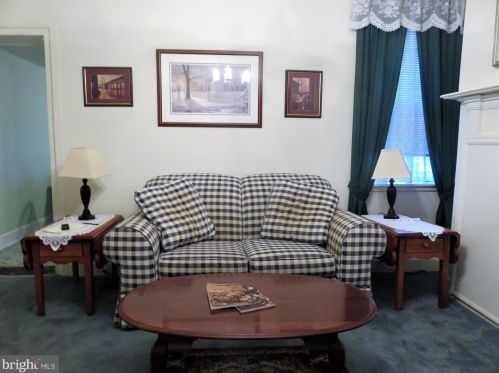 128 3 St, New Castle DE 19720-4536 exterior