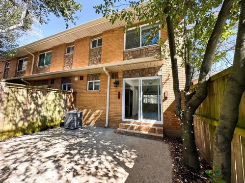 120 Biscayne Dr, Atlanta GA  30309-1092 exterior