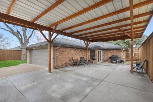 3225 Chapel Downs Dr, Dallas TX 75229-5834 exterior