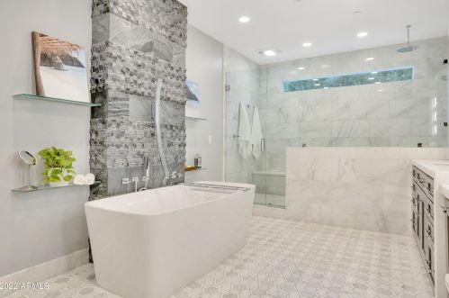 5828 3rd Ave, Phoenix AZ 85086-7201 exterior