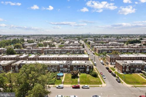 2204 Longshore Ave, Philadelphia PA 19149-1911 exterior