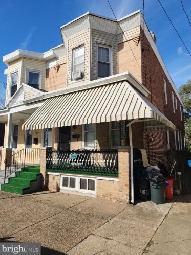 1185 Whitman Ave, Camden, NJ 08104-1258