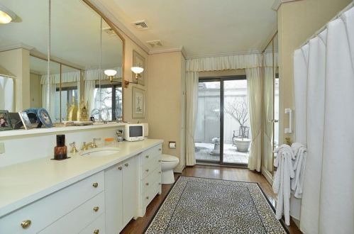 4919 Centre Ave, Pittsburgh PA 15213-1896 exterior