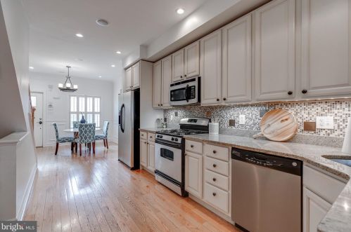 1723 Federal St, Philadelphia PA 19146-3016 exterior