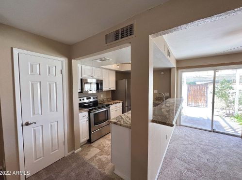 6542 7th Ave, Phoenix AZ 85013-1118 exterior