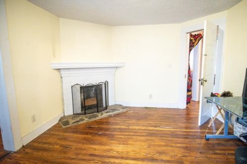 966 Mathews St, Atlanta GA 30310-2631 exterior