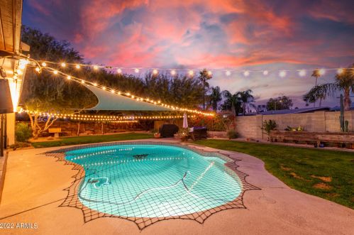 11605 37 Pl, Phoenix AZ 85050-2699 exterior