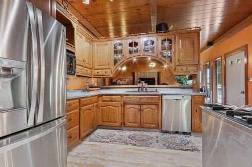 5050 Ctr Rd, Manitowoc WI 54220-9166 exterior