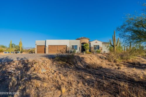 4358 Lambert Ln, Tucson AZ  85742-9084 exterior
