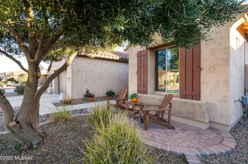 2418 Sky Creek Dr, Green Valley, AZ 85614-5887