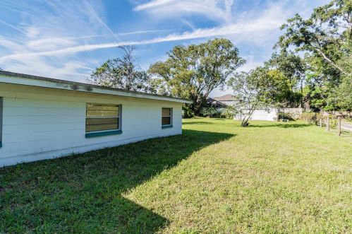 3305 Ehrlich Rd, Tampa FL  33618-2507 exterior