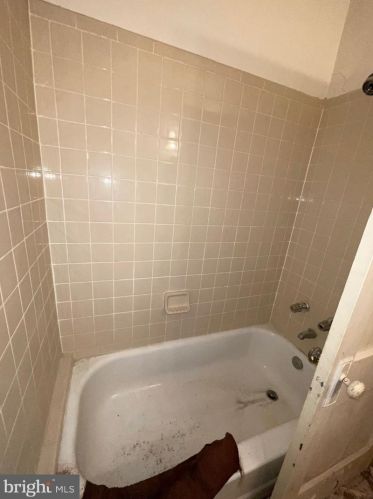 1900 17th St, Washington DC 20020-4703 exterior