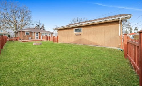 1214 Clement St, Joliet IL 60435-4522 exterior