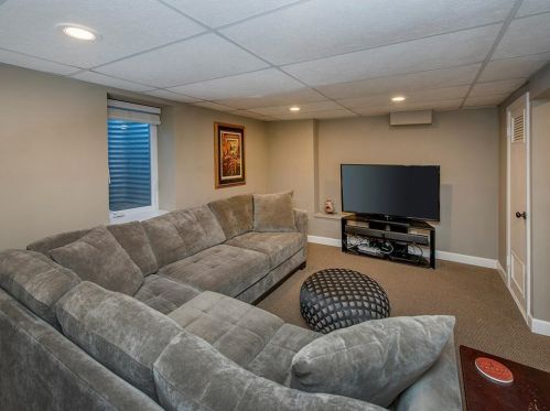 1396 Hartford Ave, Saint Paul MN 55116-1649 exterior