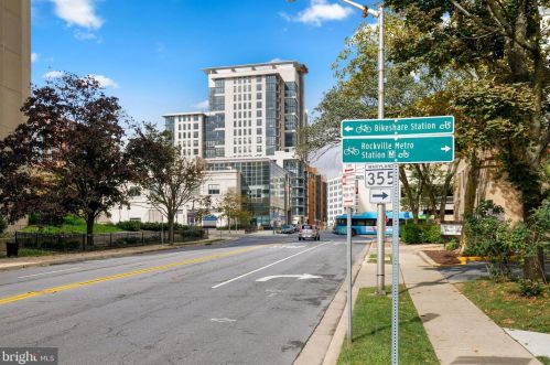 4216 Landgreen St, Rockville MD 20853-2731 exterior