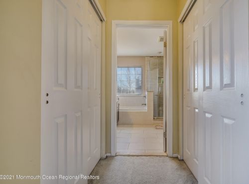 17 Cottonwood Dr, Jackson Twp NJ 08527-4940 exterior