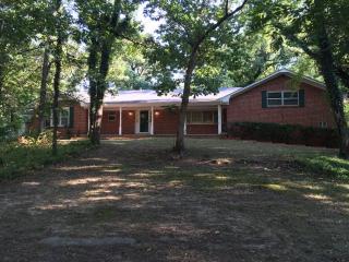 1301 Constant Dr, Ada, OK 74820-8347