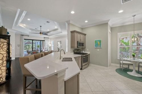 6565 Roma Way, Naples FL 34113-1722 exterior