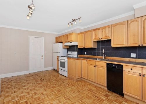 73 Pearl St, Boston MA exterior