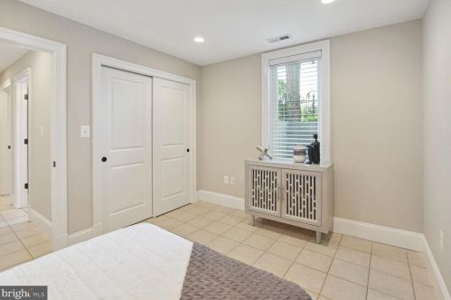 623 6 St, Washington DC 20024-2693 exterior