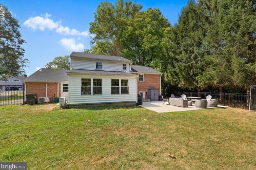 1826 Northbrook Dr, Lancaster PA 17601-5026 exterior