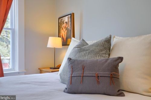 39 Ross St, Lancaster PA 17602-1944 exterior