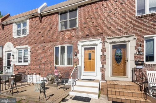 908 Poplar Ave, Manor, PA 19036-1122