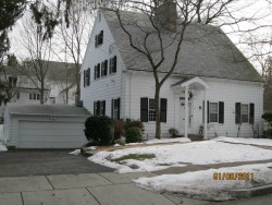 240 Greenwood St, Newton, MA 02459-3043
