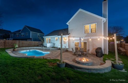 1539 Stockton Ln, Bull Valley IL 60014-2022 exterior