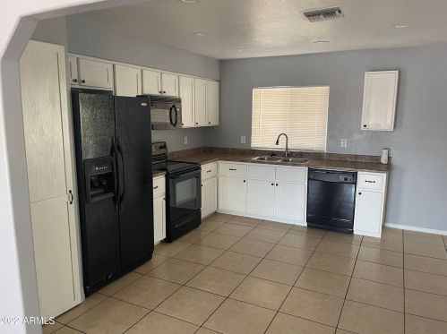 17618 40th Pl, Phoenix AZ  85032-2202 exterior