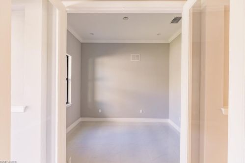 3768 10 Ave, Naples FL 34120-4979 exterior