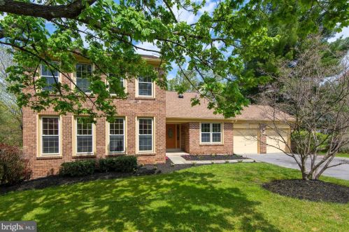 409 Maravista Ct, Silver Spring, MD 20905-5801