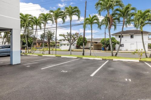 1936 Wilder Ave, Honolulu HI  96822-3374 exterior