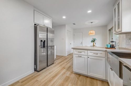 11903 Bobcat Trl, Austin TX exterior