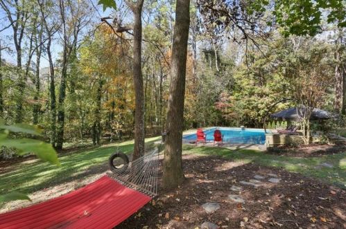 8180 Innsbruck Dr, Atlanta GA 30350-4312 exterior