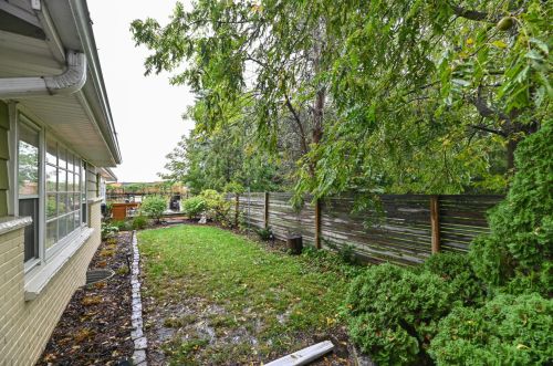 3700 Brook Pl, Milwaukee WI 53235-4206 exterior